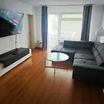 2 Room Apartment In Metro Location