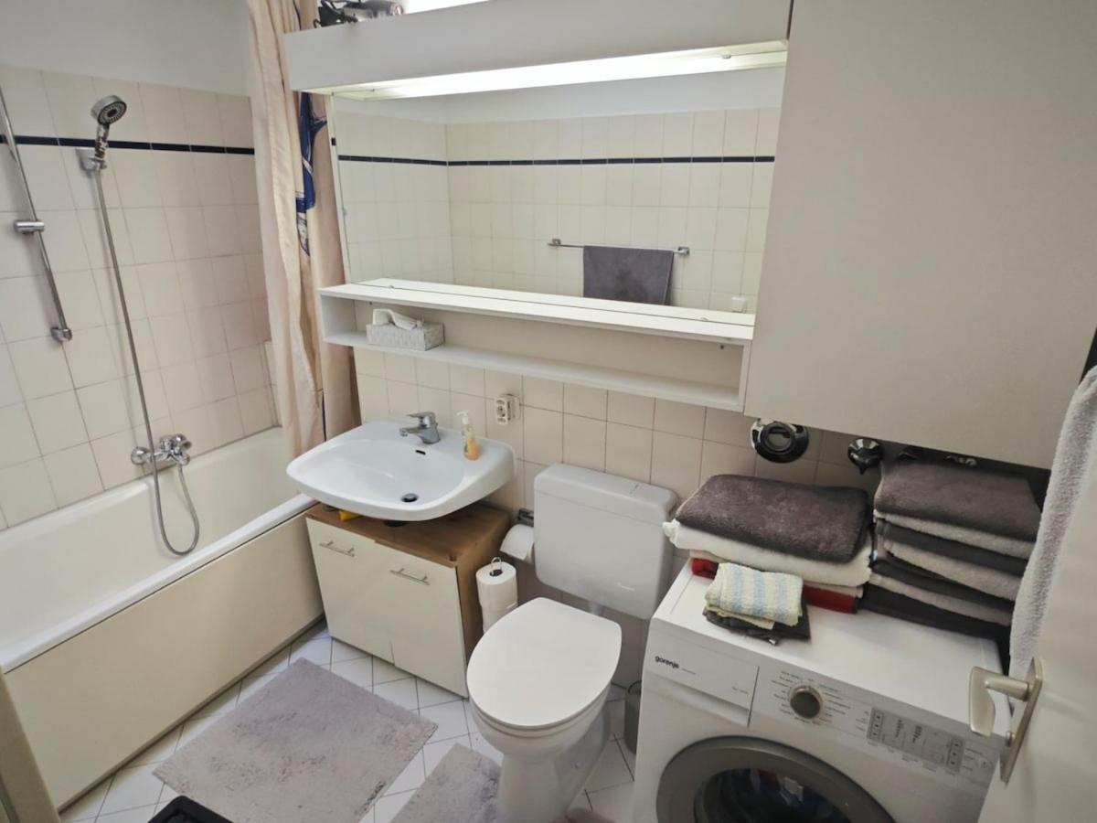2 In Metro Location Apartment *